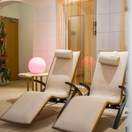 Hotell Gasthaus-landhotel Traunstein 3*