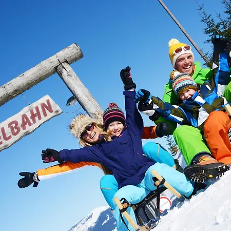 Hotel Gasthaus-landhotel Traunstein 3*